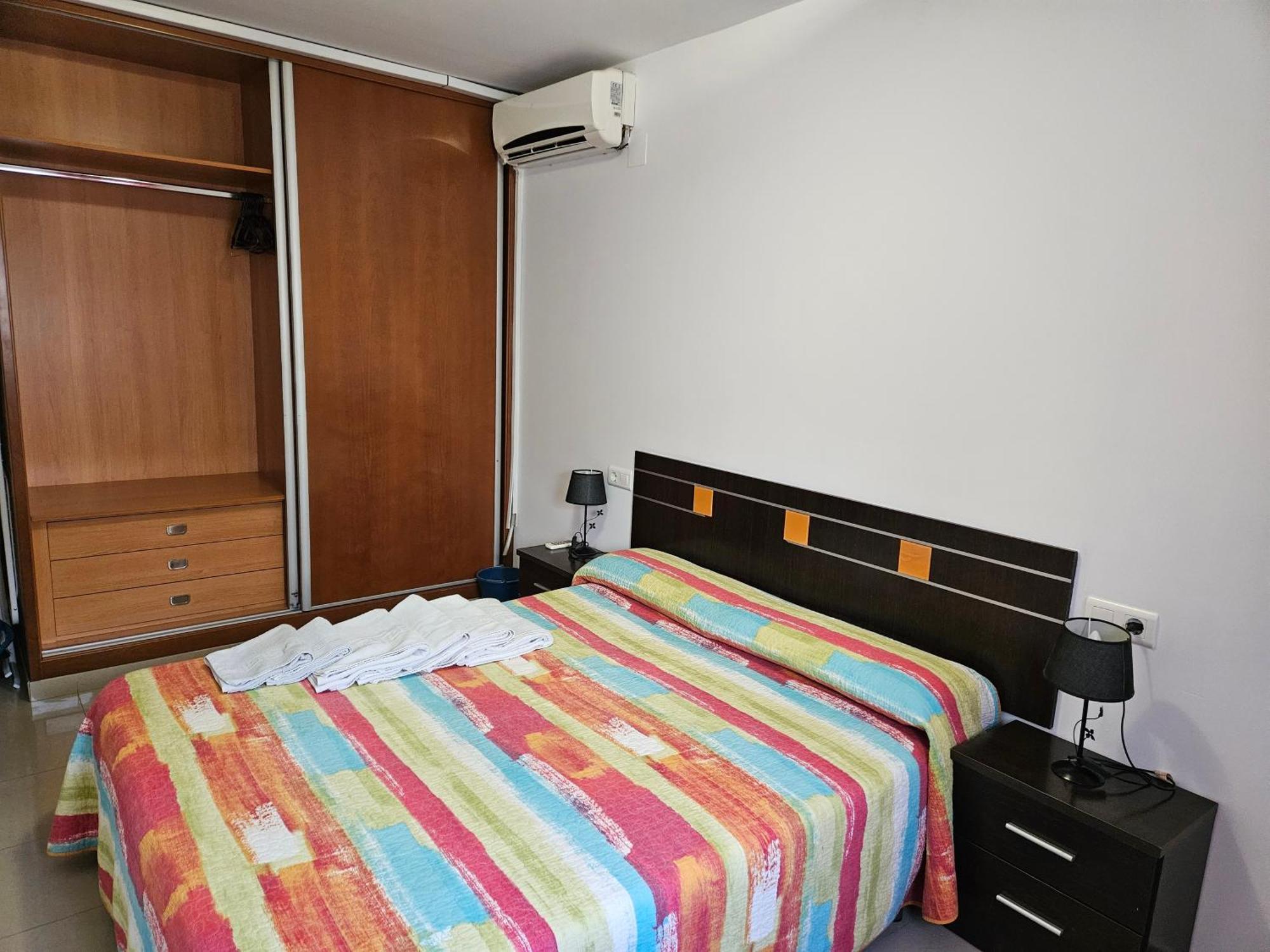 Apartamentos Irina Gandia Bagian luar foto